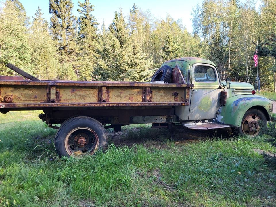 Online Only: Divide Barn and Antique Machinery Sale