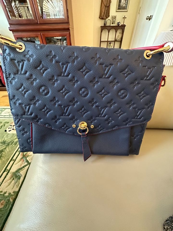 LOUIS VUITTON BLUE AND RED PURSE USED GOOD bidding ends 12/2