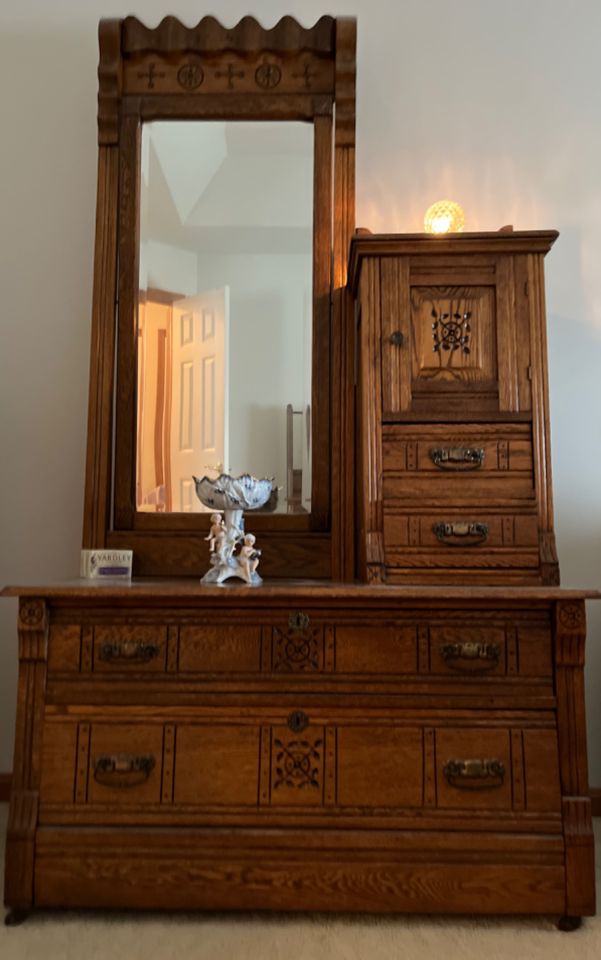 Hiddenworth Condo Online Auction 