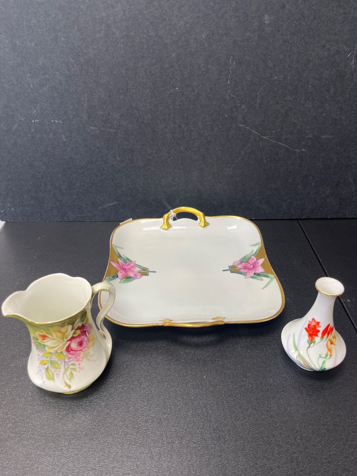 Artwork , Asian decor, rare items No reserves !