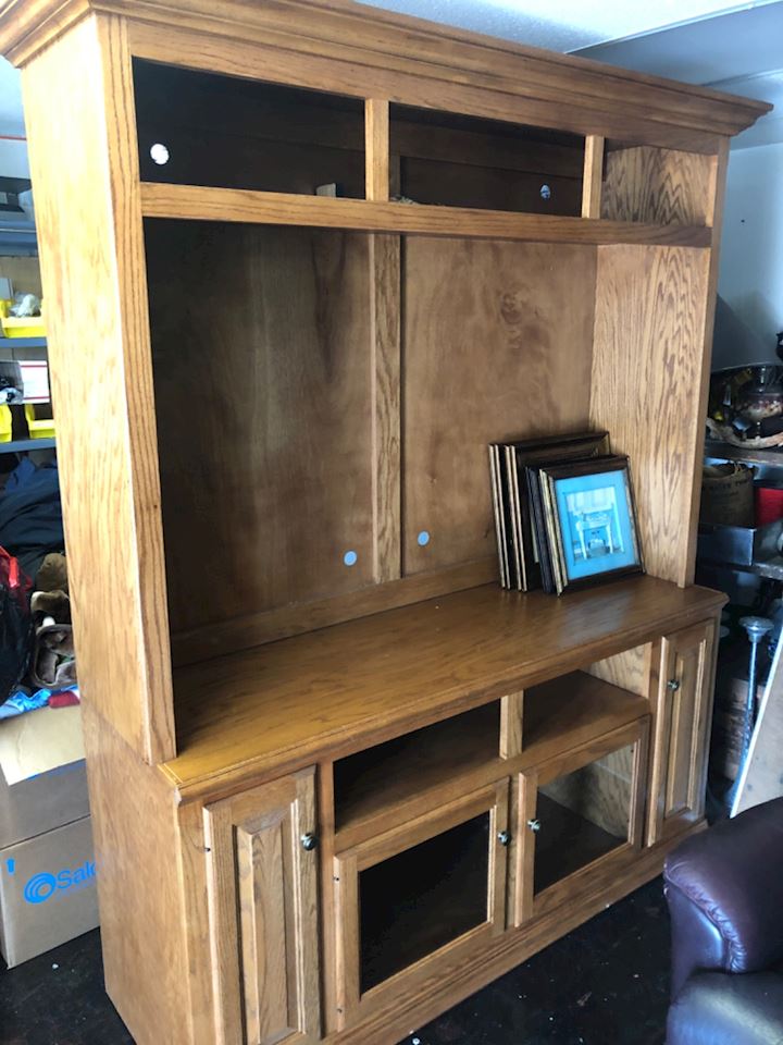 Furniture, Collectibles, and Bundle Lot Sale by Dothan Estate Sales 