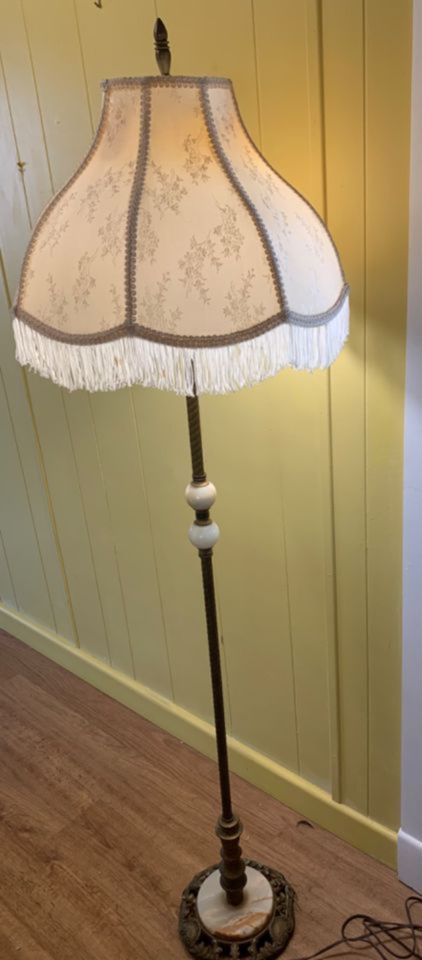 Estate Liquidation Sale (Auction items)