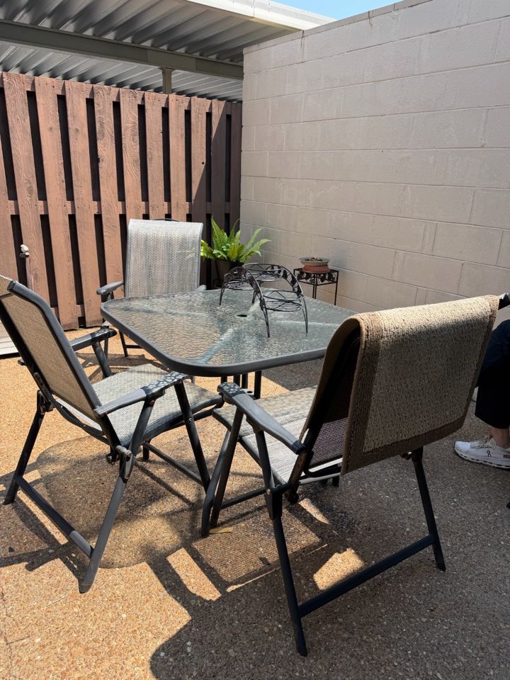 Lea Estate Sale