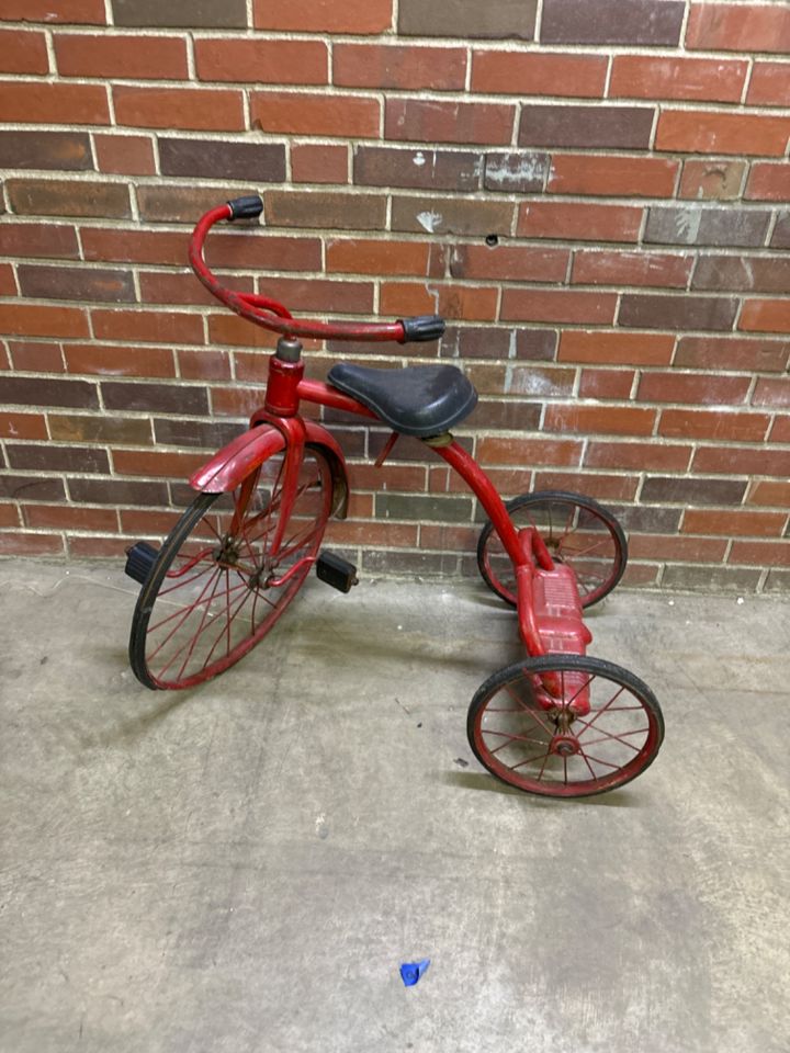 *PICKUP WILL BE ADJUSTED BASED ON THE WEATHER* Maplewood Warehouse Consignment Auction 