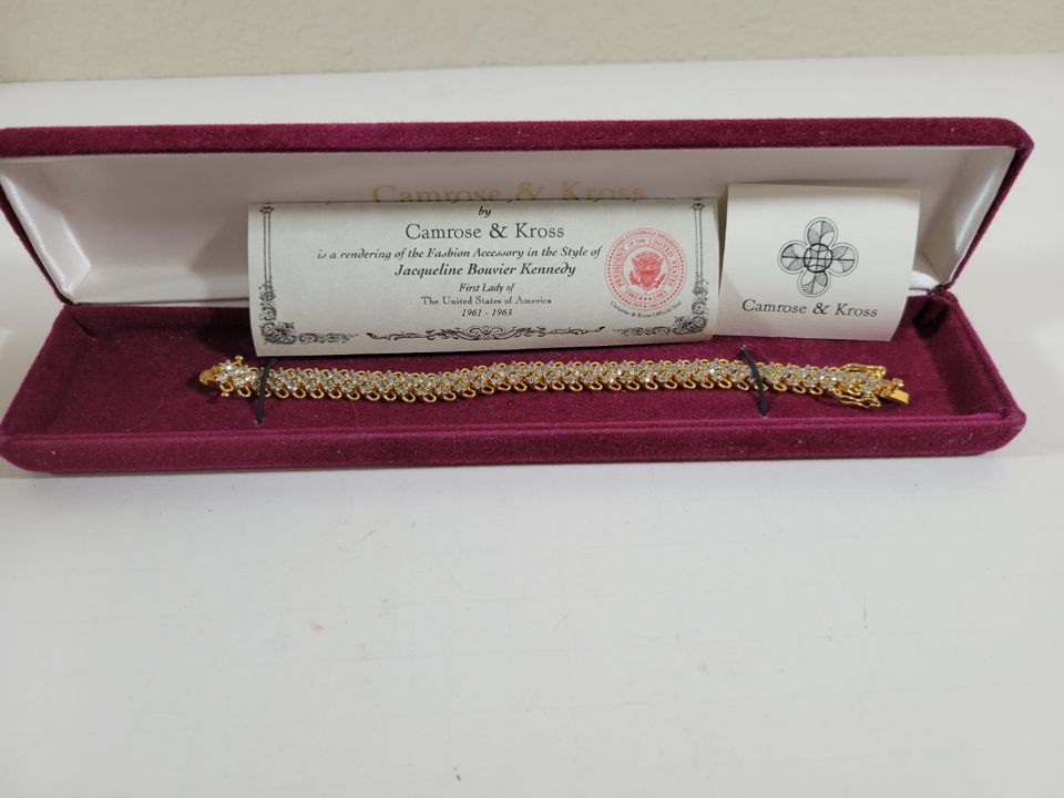 Name Brand and Designer items Sale , Owner Downsizing