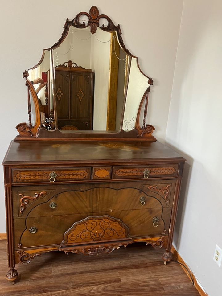 Fedke Estate Sales ONLINE ONLY