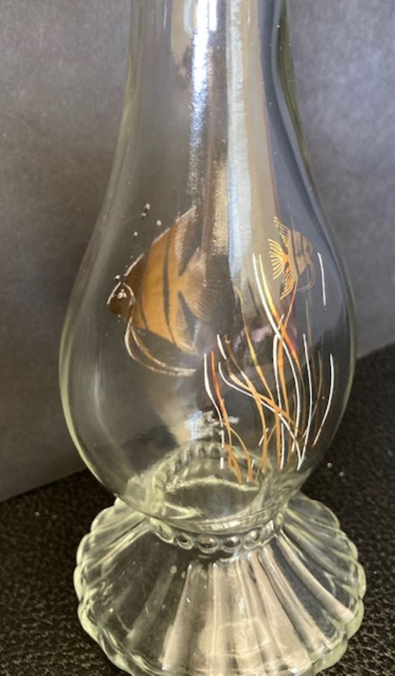 Vintage Avon Sea Fantasy Bottle with Stopper. bidding ends 4/9 2.00