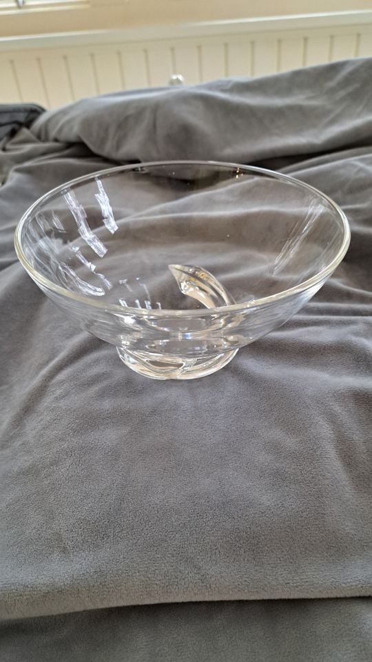 Weather Frightful but Sale Delightful. Glass, Porcelain, Jewelry Sale by Estate Treasure Trove