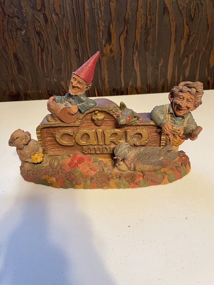 CAIRN COLLECTABLES 