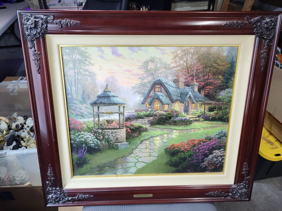 Divine Collectibles - Online Auction