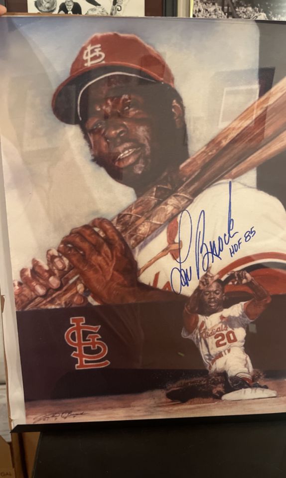 More elegant decor from the estate of St Louis Cardnial HOF Lou Brock
