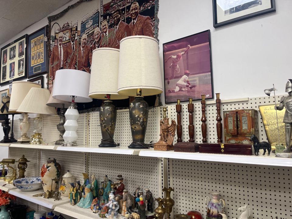 A little bit of this .. a little bit of that! Collectibles  clothes, memorabilia etc