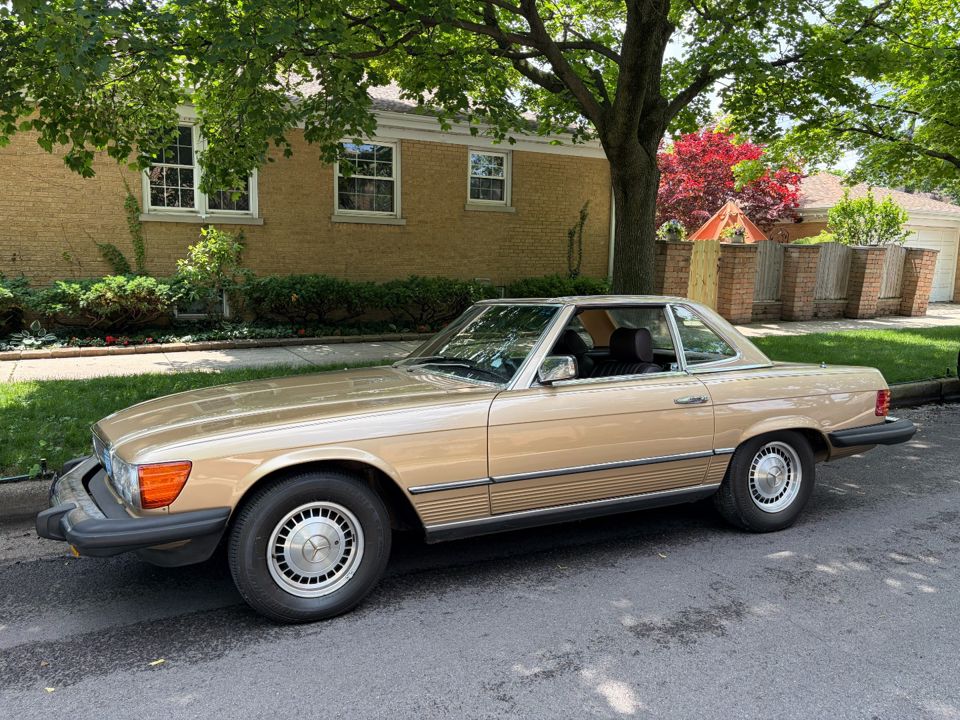 Frozen in the 80s! 1982 Mercedes 380sl Apple IIE computer MCM Mid Century Furniture & Art