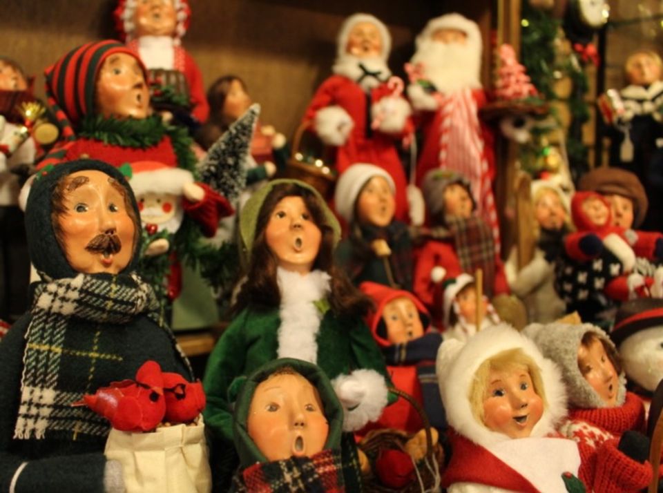 Ultimate Collectors Auction! Byers Carolers, Fine Jewelry, English Silver & More!