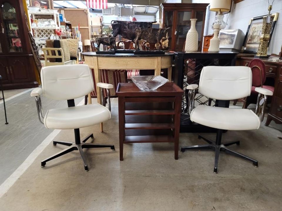 Antique Shop Clearance Auction