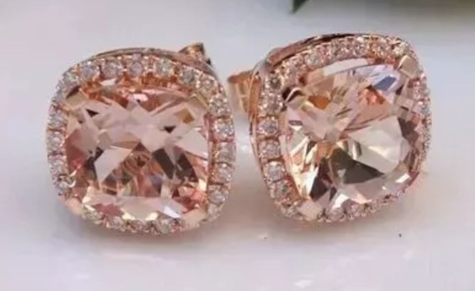 Coins, Gemstones,Jewelry and more treasures!