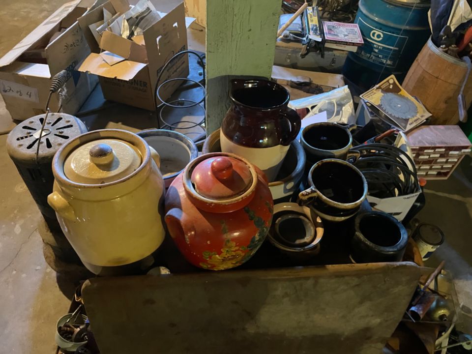 Online Fixed Pricing in Lots plus Furniture!