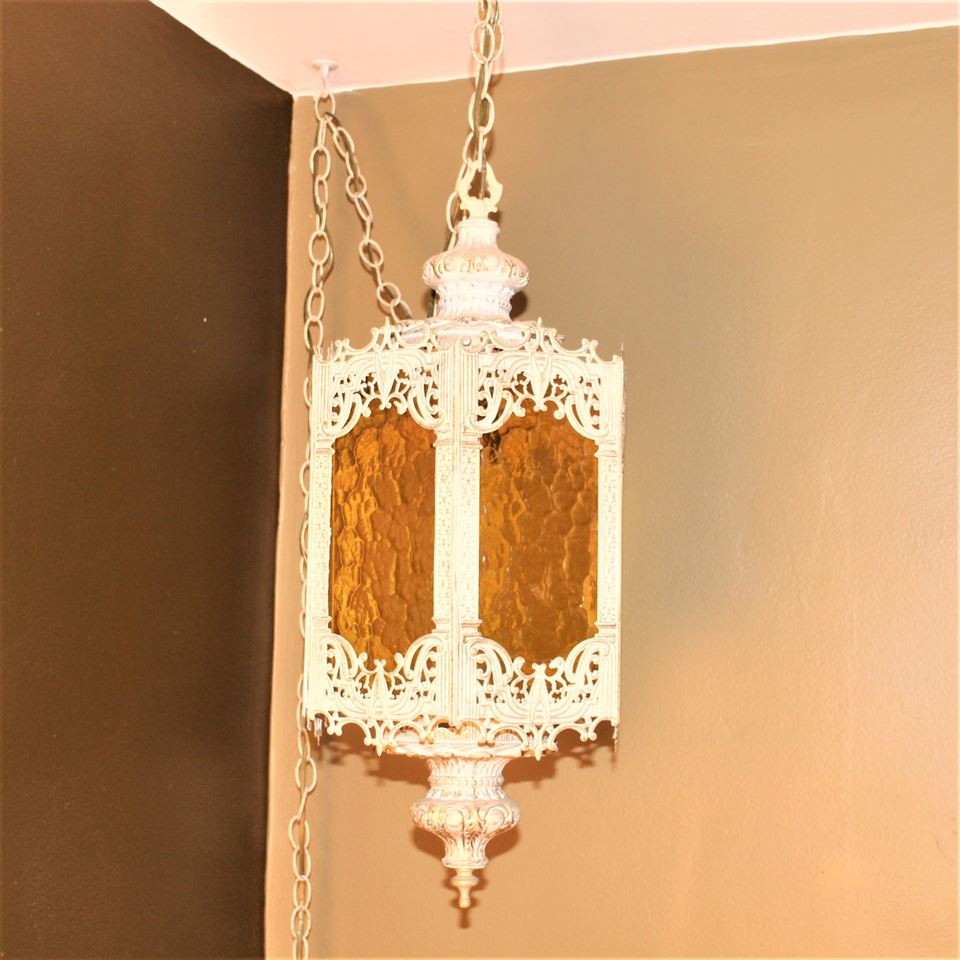 1st Treasure Galore Antiques Collectibles 1890's-2010's So MUCH MORE Online Estate Sale by Six Pence