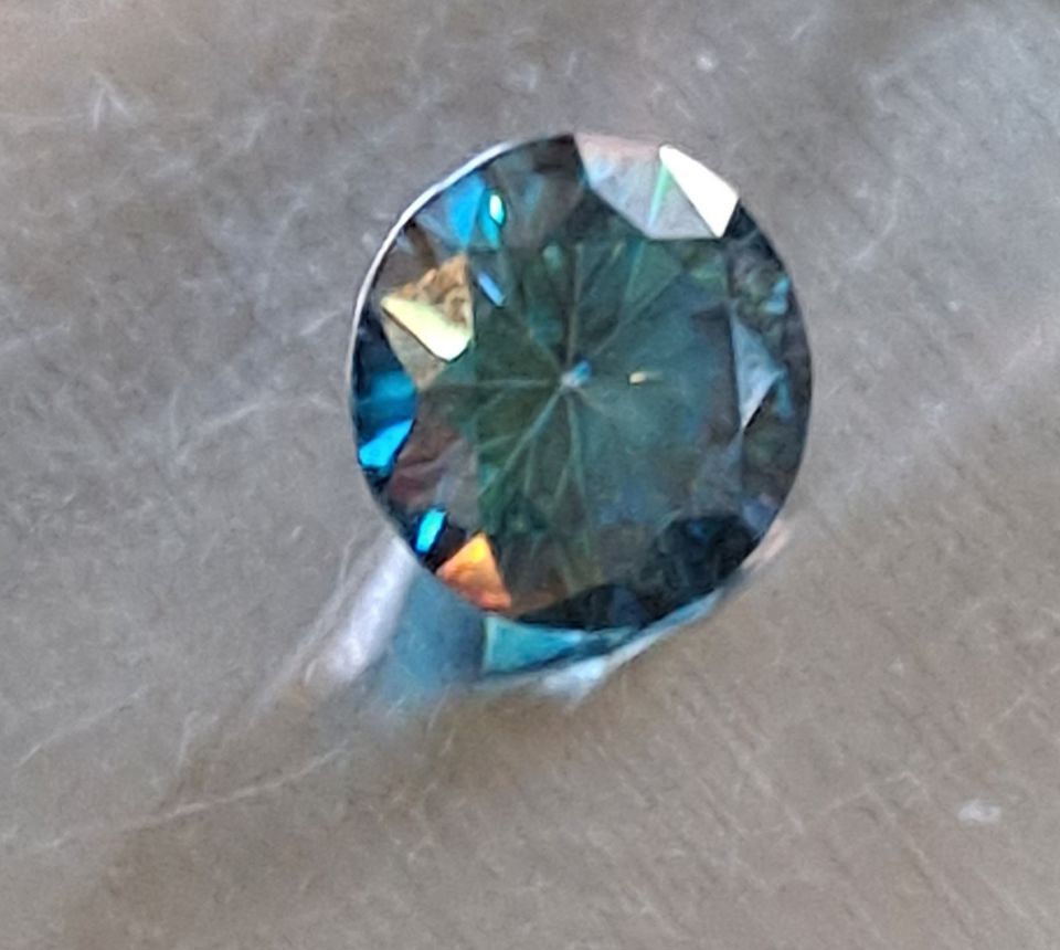 New added! Gemstones and Fashion Gems!