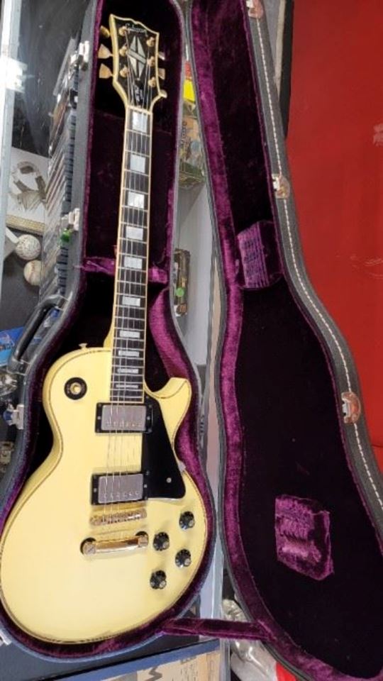 50% OFF Large Collection of Pottery and MORE ITEMS