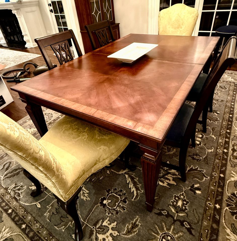 Extended 50% Off High-End Burr Ridge Online Only Estate Sale by Naperville Traders