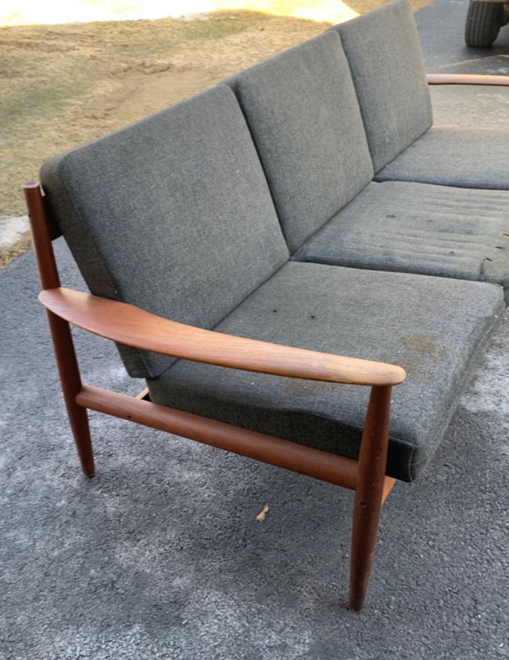 Bittersweet Circle Williston Estate Sale Auction