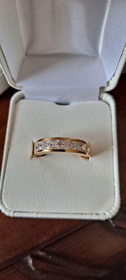 Treat yourself to jewels!