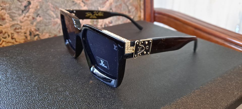 New Items Daily,Coins, Gemstones,Jewelry! Louis Vuitton and Ray-Ban