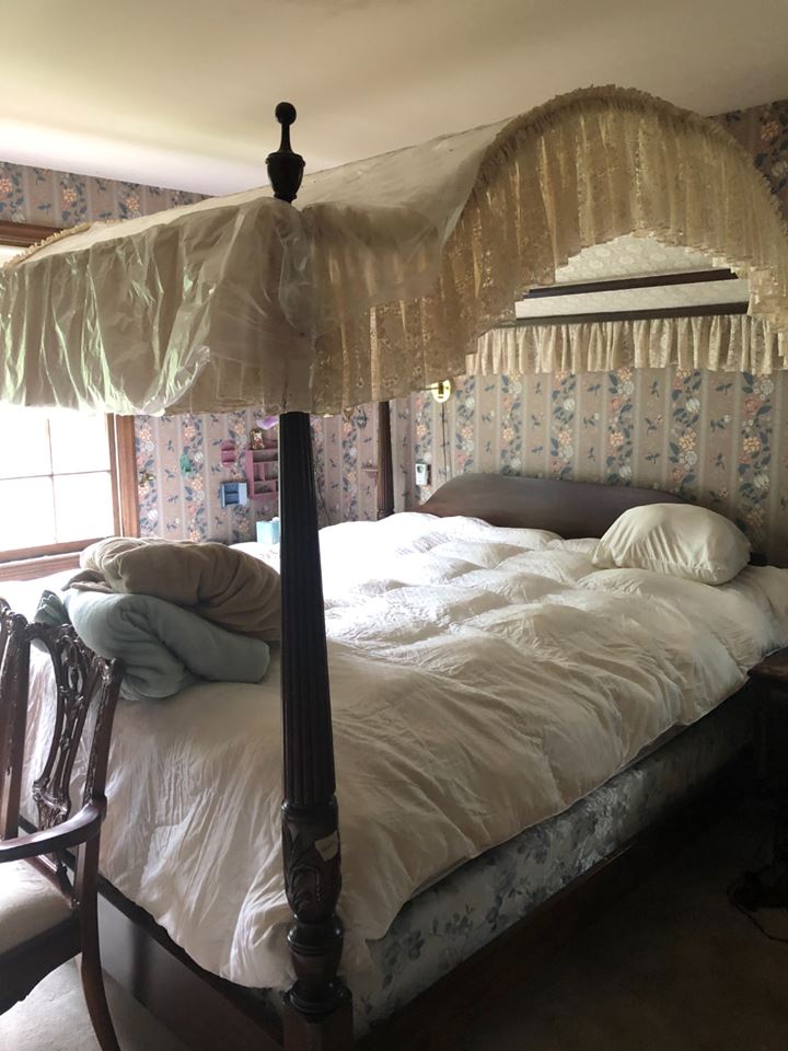 Estate Sale in River Vale,  NJ