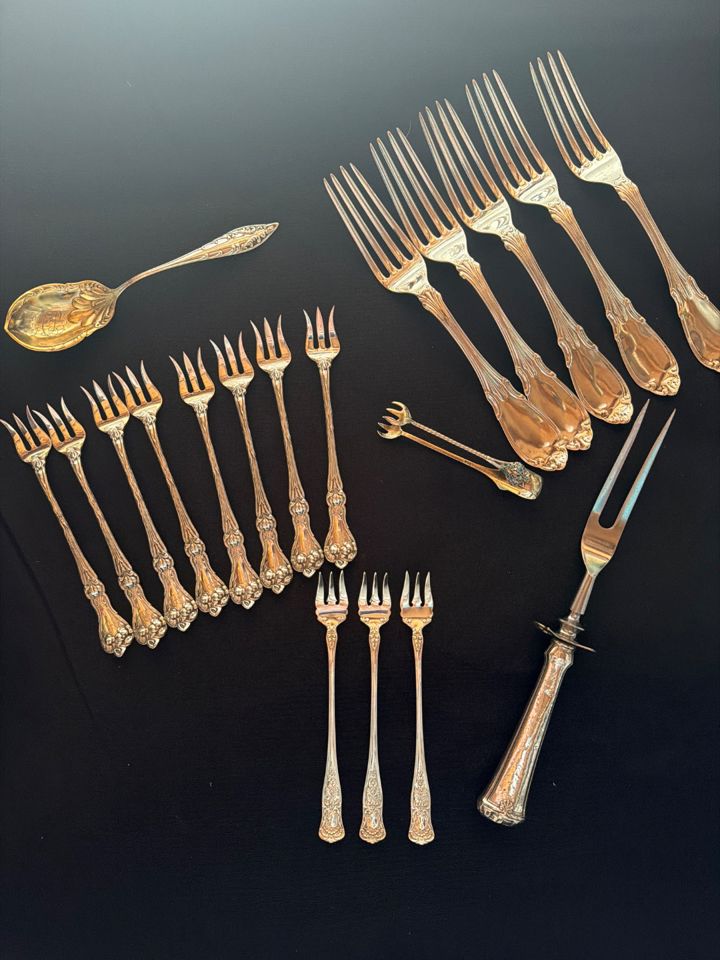 Beautiful Estate Sterling Silver 