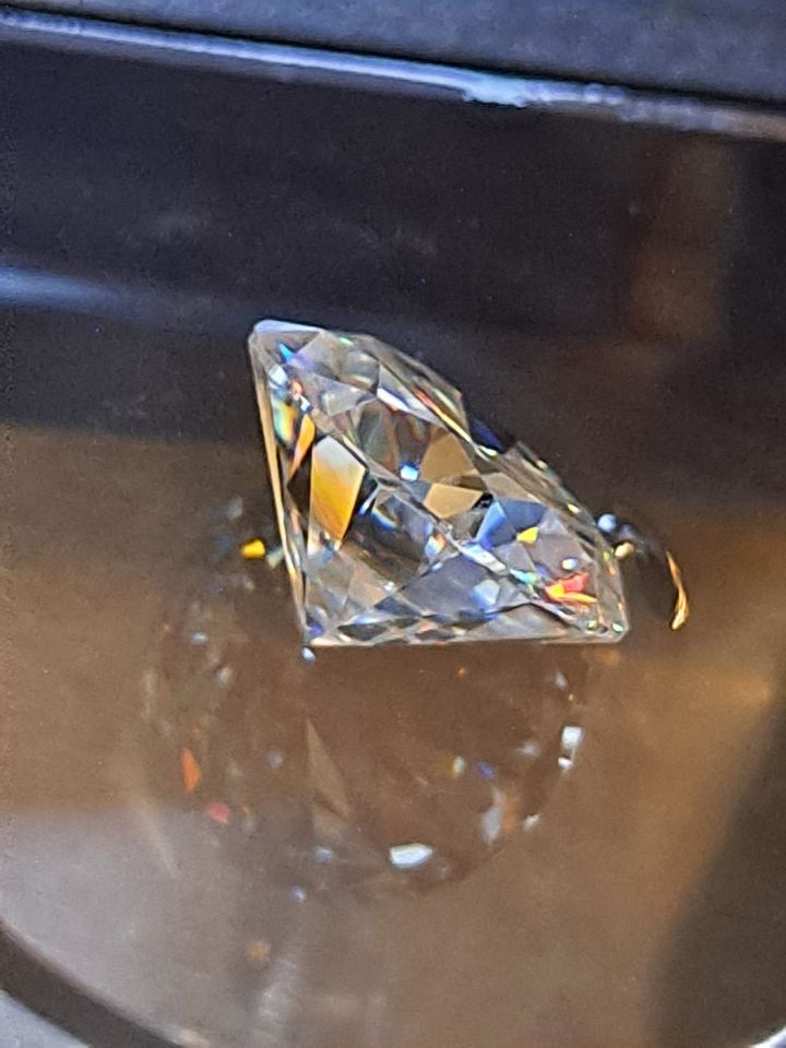Sunday Funday sale to fight the Monday blues! Diamonds, Gemstones, great quality!