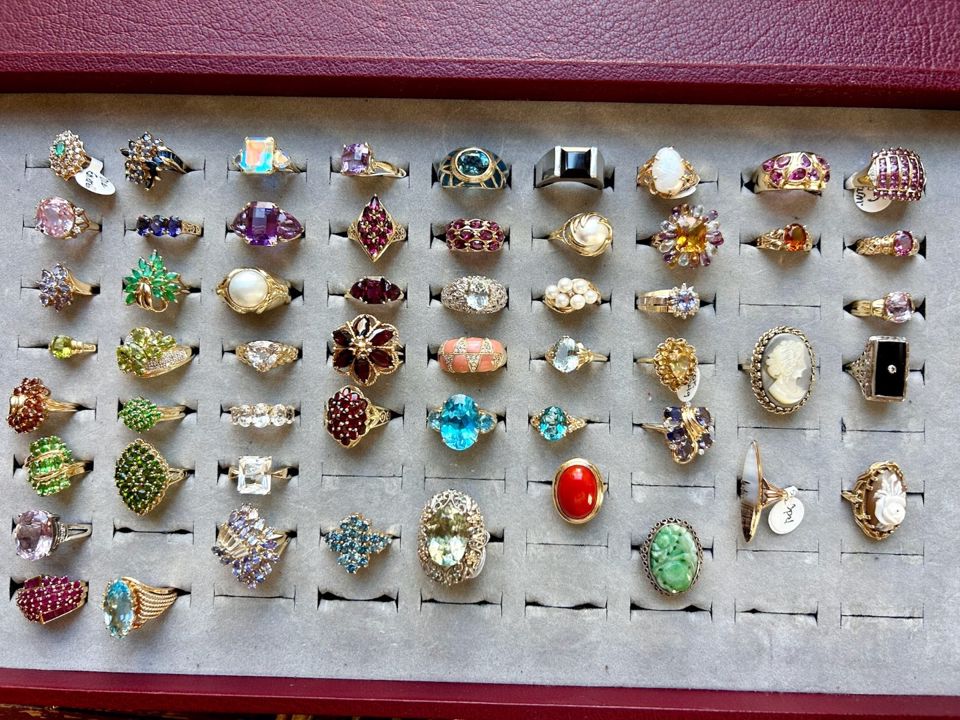 Jewelry ONLINE - 35-50% off Gold, Sterling, Semi-precious stones,Costume..Great gifts!Oak Brook