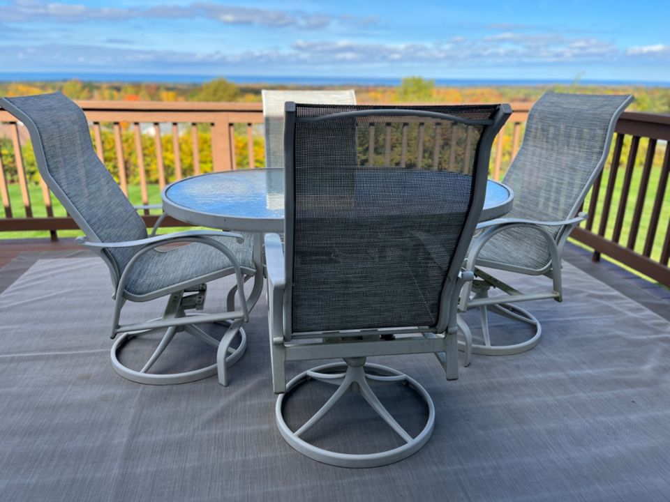 Hiddenworth Moving Online Auction!