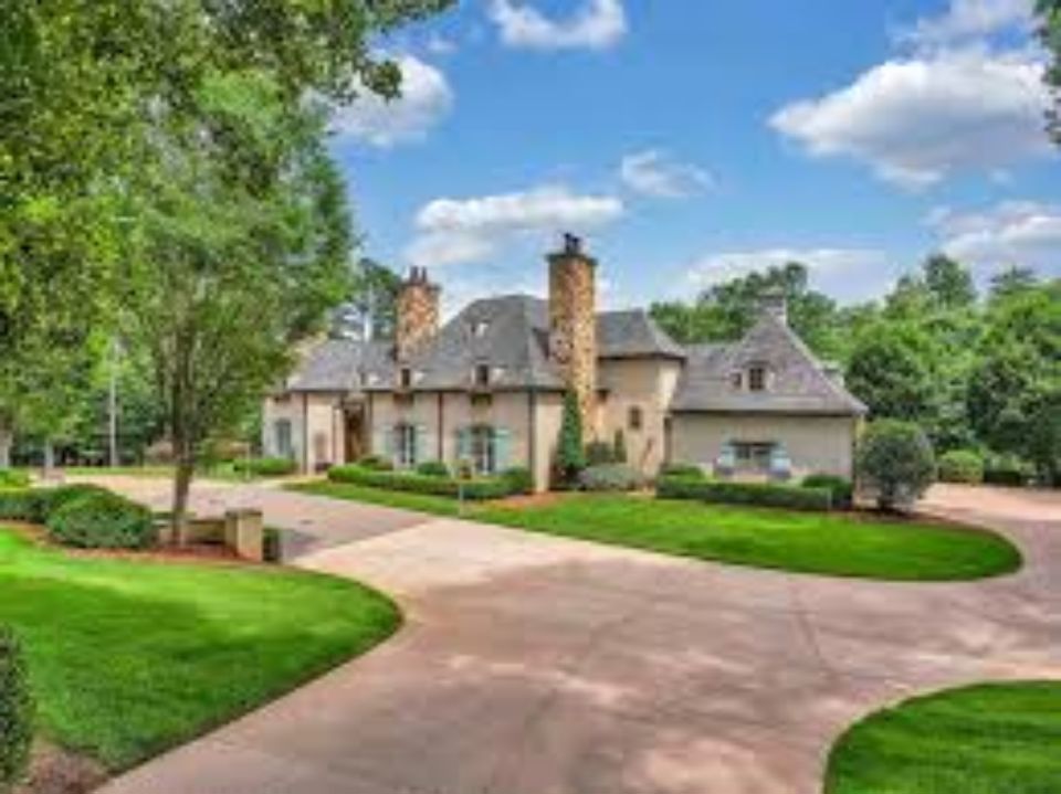 BIG STYLE Moving Sale @ Carolina Country Club