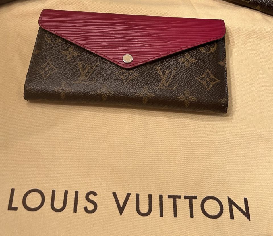 Grasons of Johns Creek Presale | Louis Vuitton, Michael Kors, Gold Jewelry, St. John Clothing