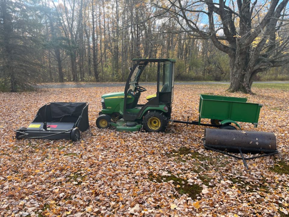 Hiddenworth Waterford Online Auction!