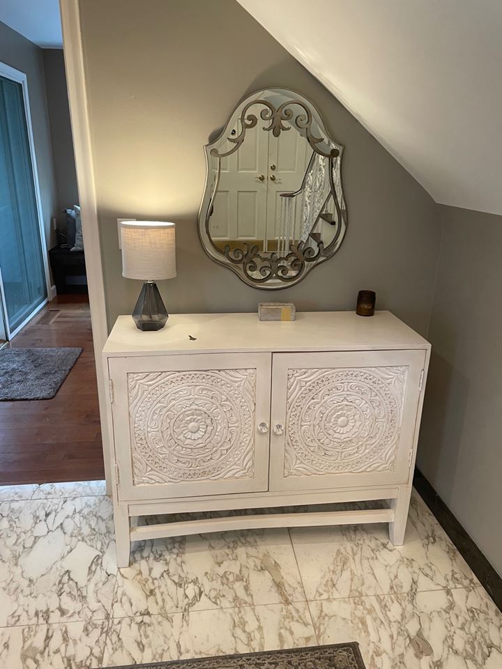 Green Eyes in Farmington Home Decor Pre-Sale