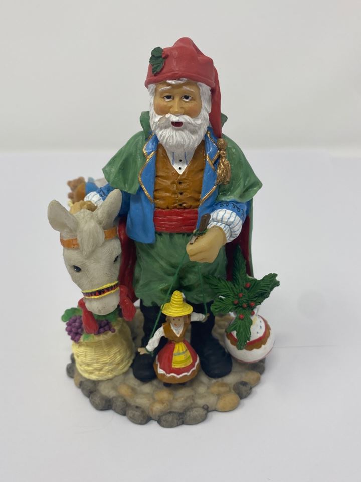 Christmas Decor, Collector’s Plate, and More!