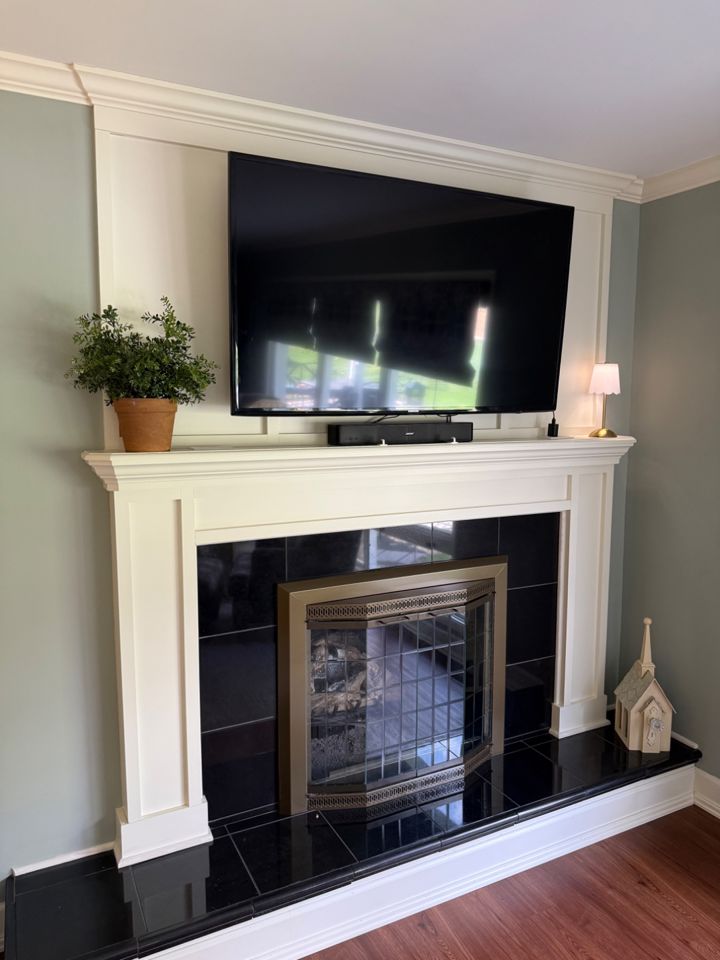 Hiddenworth Lakeshore Online Auction!