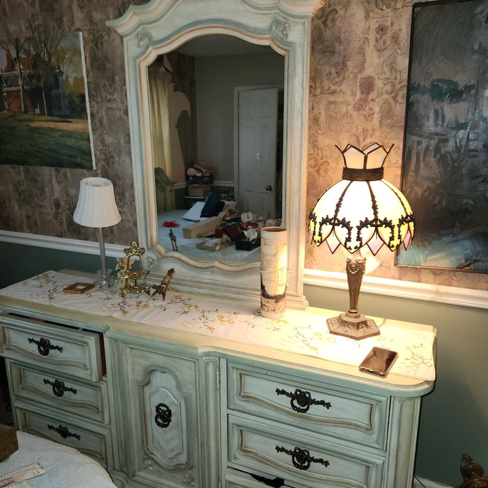 BELLEVUE ONLINE PRESALE BID OR BUY IT NOW