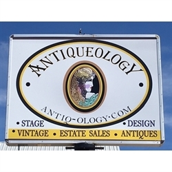 Antiqueology Logo