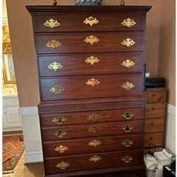 Marketplace Estate Sales Logo