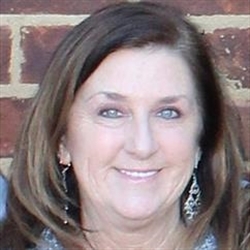 Donna Neely Estate Sales Logo