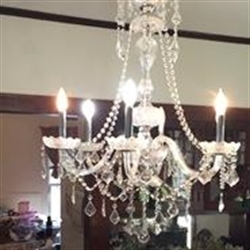 Lila B's Estate Sales Logo